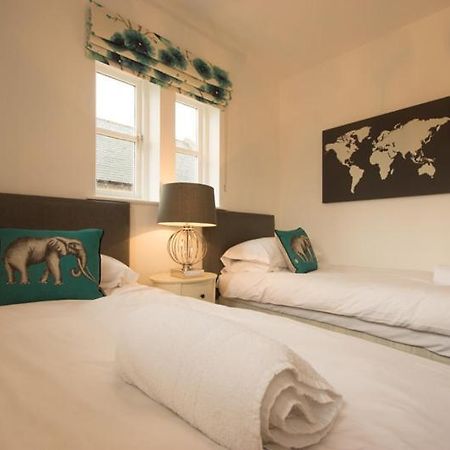 Riber Cottage - Darwin Lake Holiday Village Matlock  Bagian luar foto